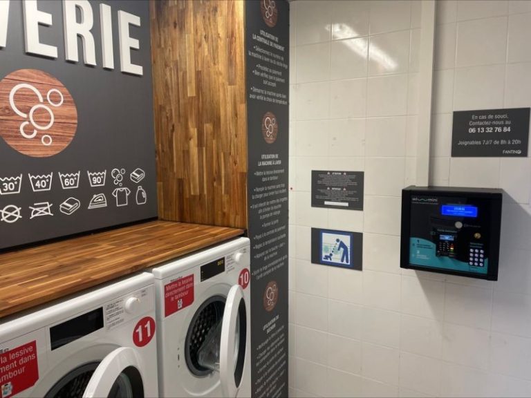 Centrale de paiement connectée Wi-Mini d’EC2E dans la laverie de Rennes
